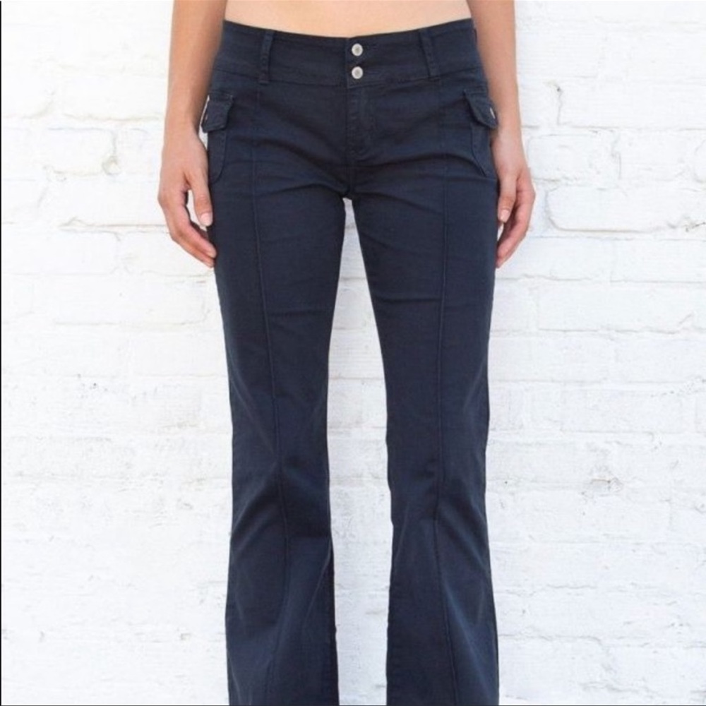 brandy melville/john galt agatha low rise flare jeans in navy